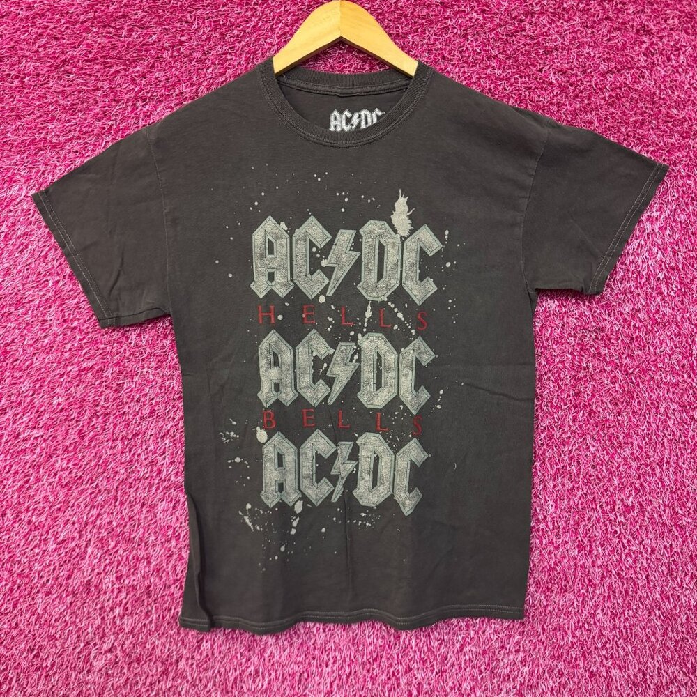 AC/DC Splatter Spell Out Hells Bells Hard Rock Band Tee M
